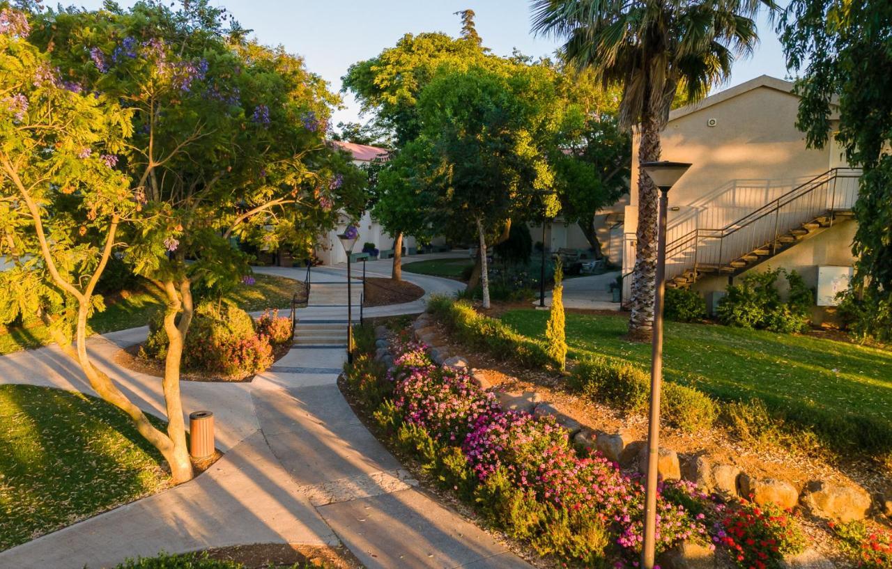 Keshet Yehonatan Country Lodging Exterior foto